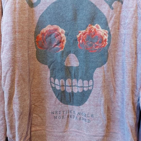 🌱 Obey Crewneck Sweater - Picture 2 of 4